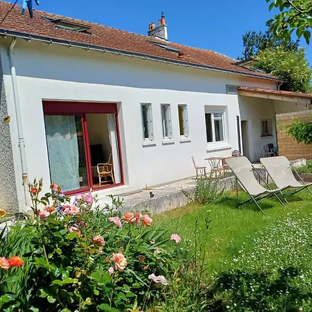 Holiday home La Campagne A La *